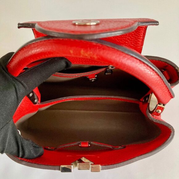 Louis Vuitton Taurillon Capucines BB Red - Picture 9 of 9